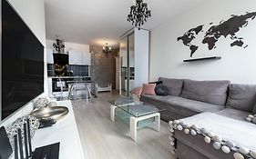 Comfy Flat In The City Center